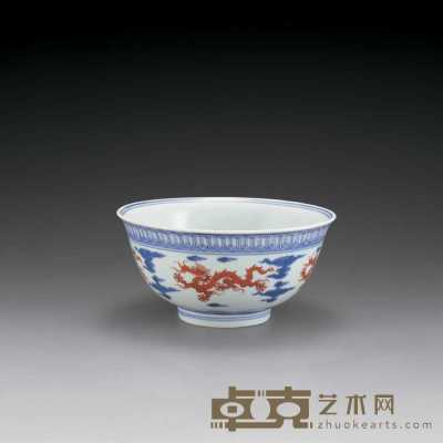 清雍正 青花矾红海水龙纹碗 直径15cm